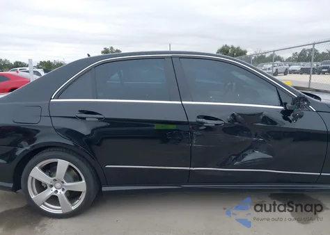 2010 Mercedes-Benz E 350 z USA, uszkodzony, nr VIN WDDHF5GB7AA096071